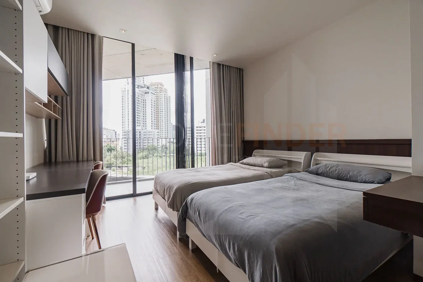 picture Raveevan Space, 3 Bedrooms – BTS Phrom Phong, for rent - 8/12