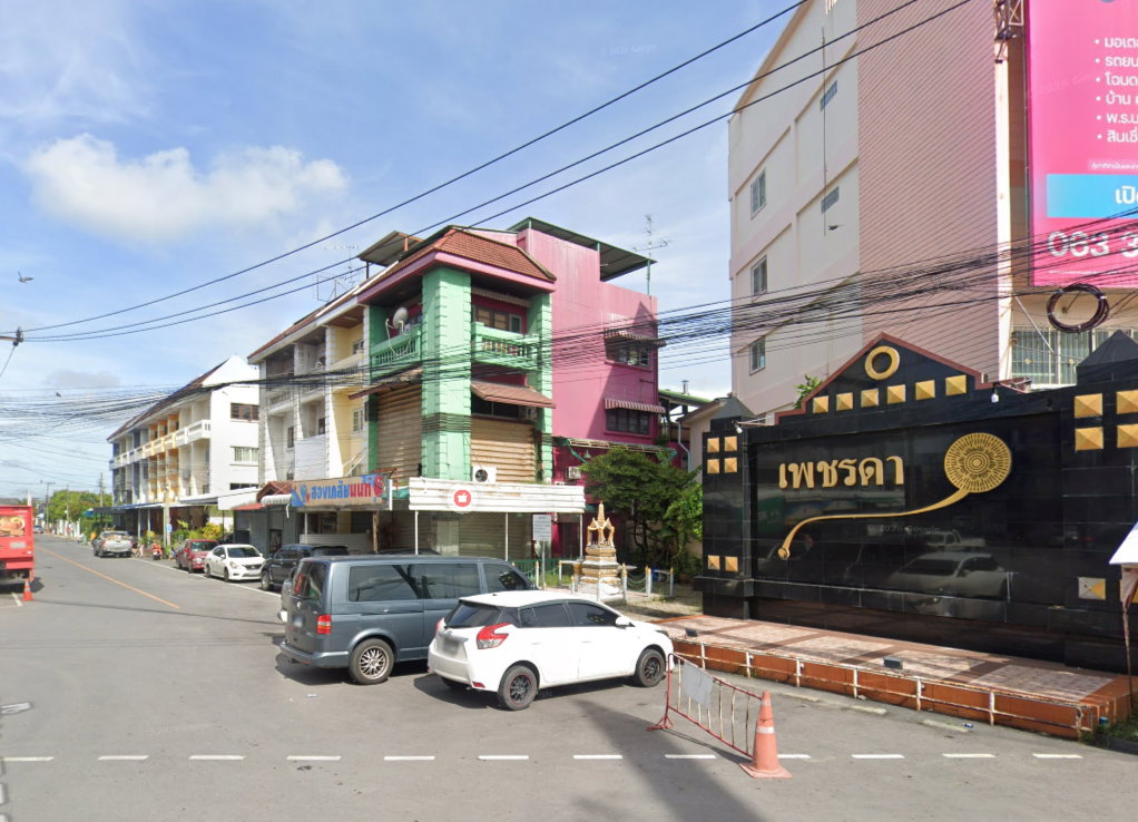 รูป Phetchada Tha It - รูปที่ 1/2