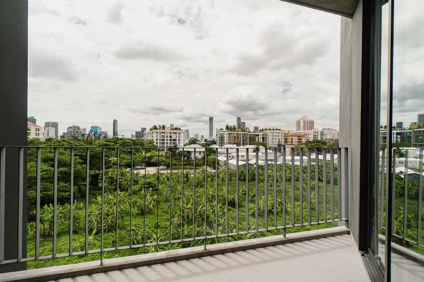 picture Raveevan Space, 3 Bedrooms – BTS Phrom Phong, for rent - 12/12