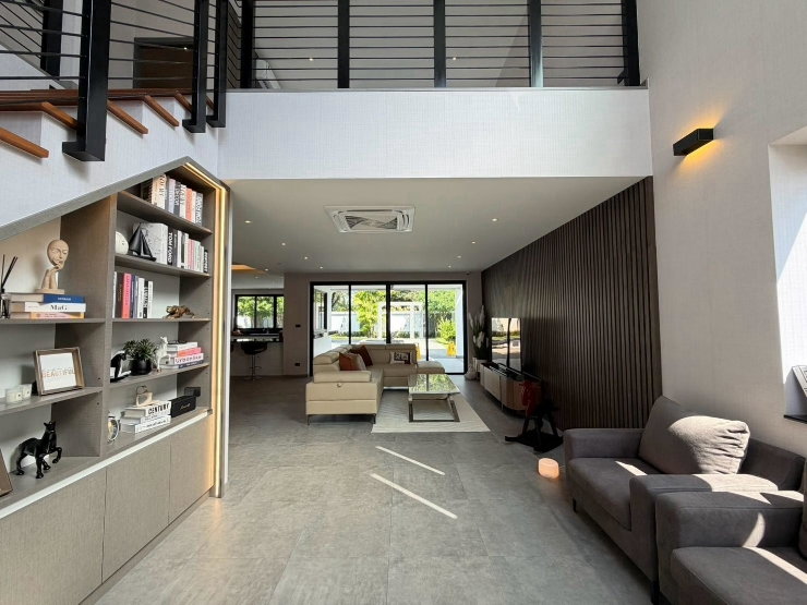 รูป 🏡ขายพูลวิลล่าหมู่บ้านวังตาล อ.หางดงใกล้กาดฝรั่ง
ลดเหลือ 14.9 MB พร้อมเฟอร์นิเจอร์
- รูปที่ 5/17