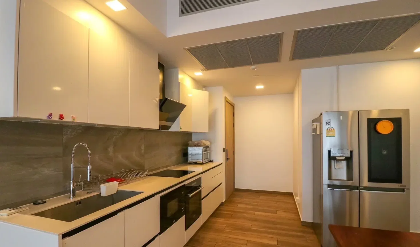 รูป The Lofts Asoke 4 ห้องนอน ให้เช่า - รูปที่ 4/10