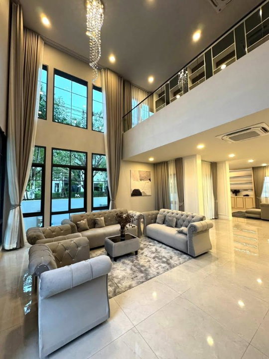 รูป LTHC15603 Luxury Pool Villa for Rent Bangna | Spacious Private Residence | Near Mega Bangna | 450,000 THB | พูลวิลล่าหรูให้เช่า ใกล้เมกะบางนา - รูปที่ 2/6