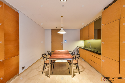 Hurry, big discount is ending! Saladaeng residences near MRT Silom Station