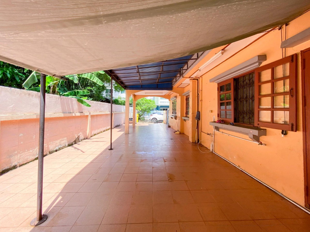 รูป ขายถูก บ้านเดี่ยว แปลงริม! หมู่บ้านศราวัลย์วิลล์ (แจ้งวัฒนะ 28) 4ห้องนอน 3จอดรถ บรรยากาศเงียบสงบ แปลงริม ปากซอย ติด สถานีรถไฟฟ้า เพียง 5.5Mb - รูปที่ 56/62
