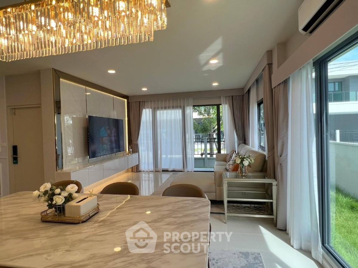 picture 5-BR House 260 Sqm At Centro Bangna, Bang Kaeo (ID 3458119) - 8/12