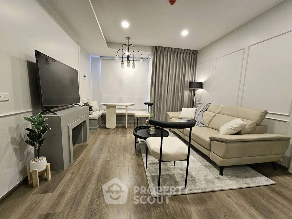 picture 200m To MRT Huai Khwang | 1-BR SOHO Bangkok Ratchada (ID 3462402) - 14/17