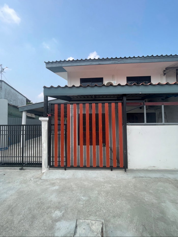 รูป ให้เช่า บ้าน2ชั้น เคหะร่มเกล้า - รูปที่ 1/16