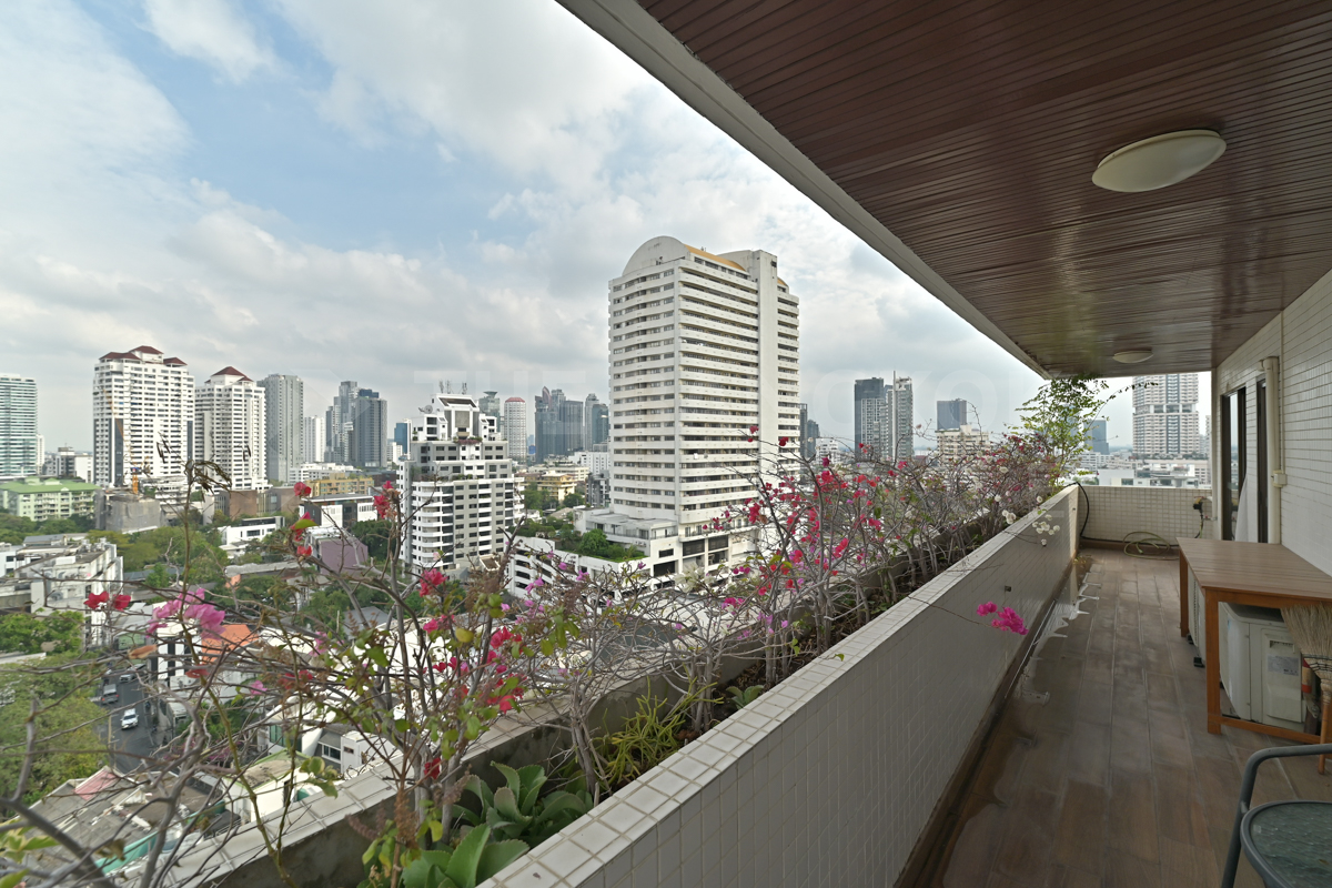 picture Richmond Palace Sukhumvit 43 High-potential Location, Not as Expensive as You Think - 5/10