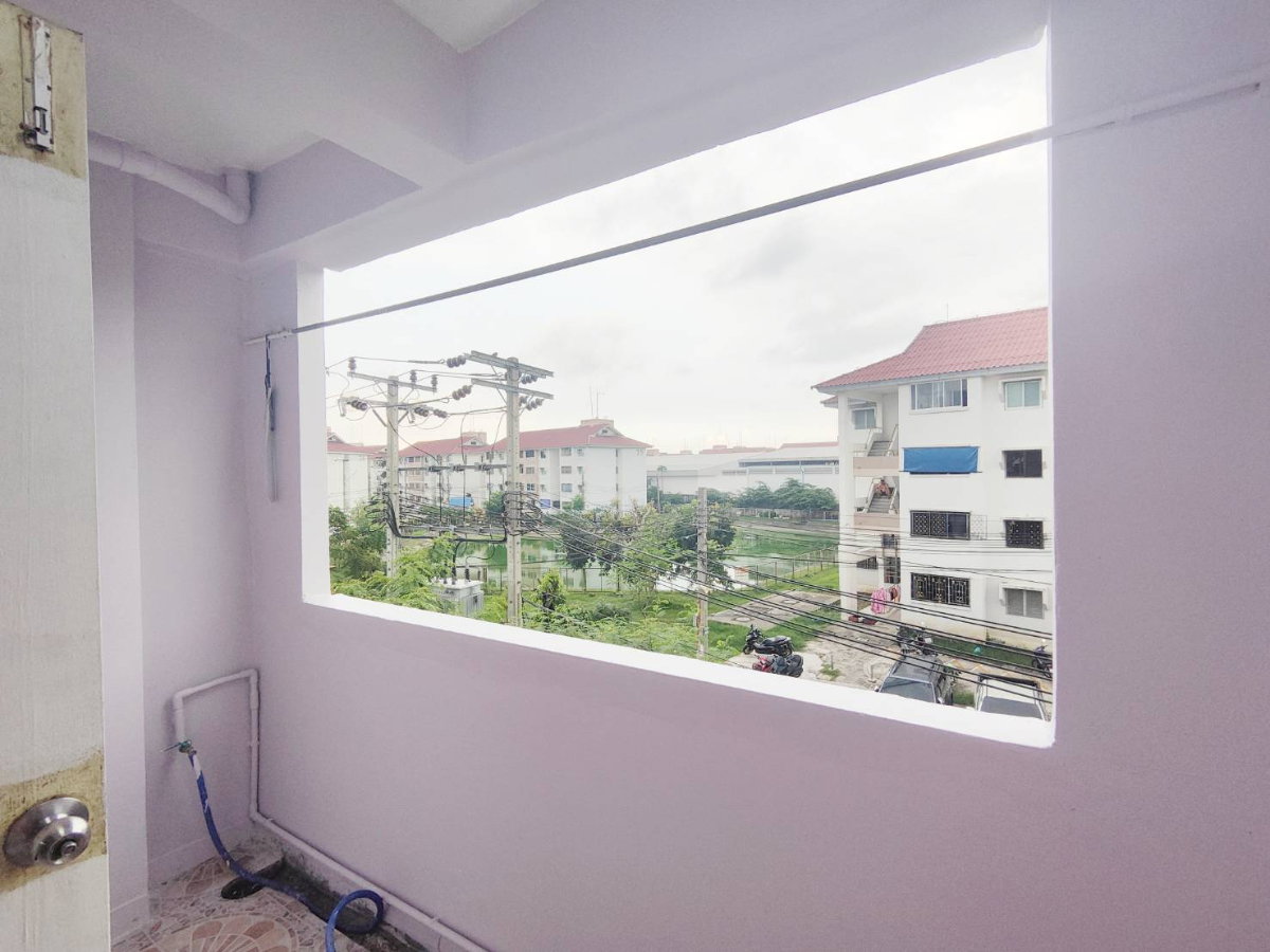 รูป ว่างให้เช่า 3,800 บาท บ้านเอื้ออาทร บางขุนเทียน 2 (ซ.อนามัยงานเจริญ 31) มีแอร์ อาคาร 36 ชั้น 3 ห้องมุม เพิ่งทาสีห้องใหม่ - รูปที่ 13/13