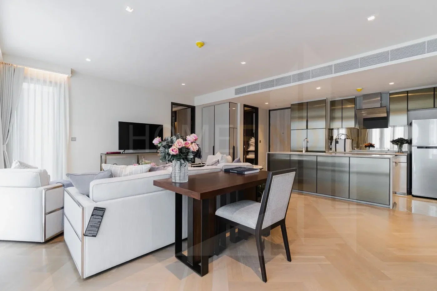 picture The Reserve Sukhumvit 61, 2 Bedrooms – BTS Ekkamai, for rent - 2/15