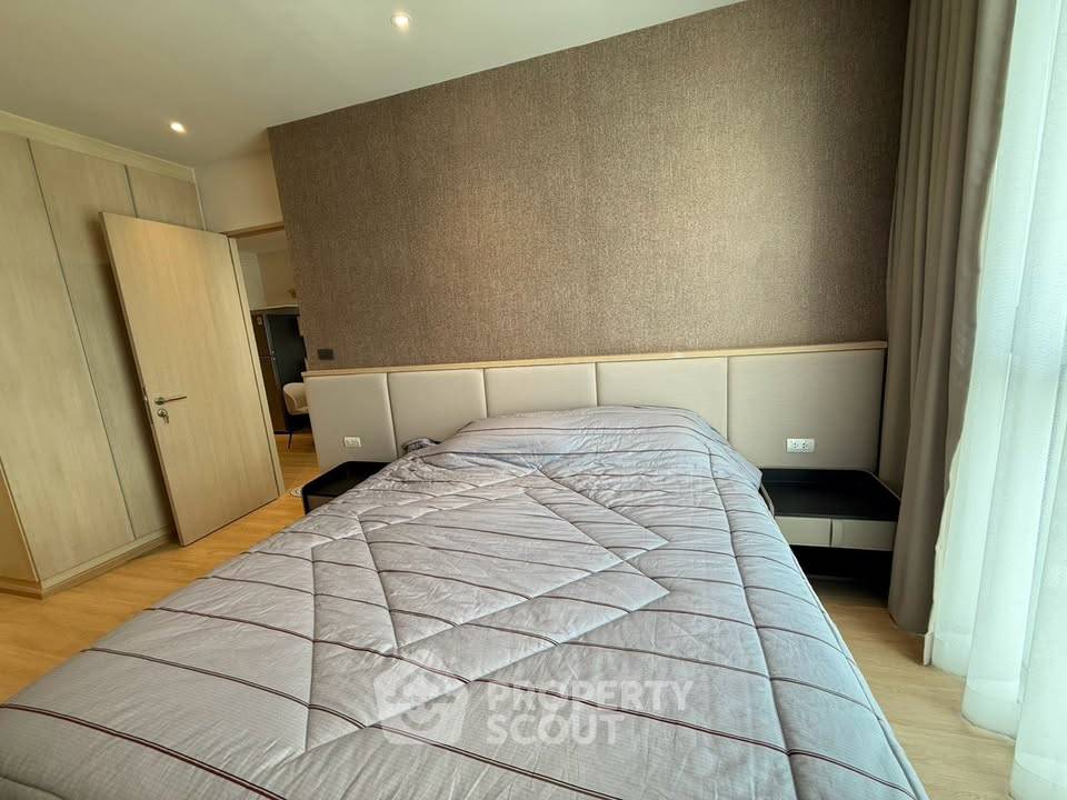 picture 2-BR Condo at Sky Walk Residences near BTS Phra Khanong (ID 3462108) - 9/20