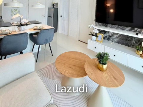 Elegant Modern 1-Bed Condo at Infiniti Condominium