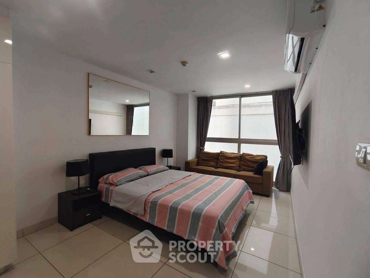 รูป คอนโด 2-ห้องนอน ที่ ปาร์ค รอยัล 3 ใกล้ ถนนพระตำหนัก พัทยา (ID 3460284) - รูปที่ 6/10