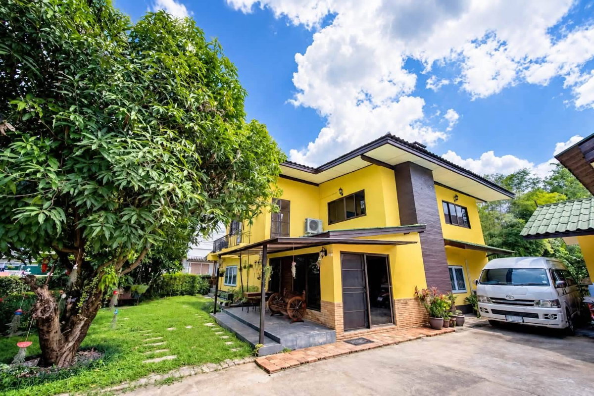 รูป ขายบ้านพร้อมที่ดิน อำเภอเมืองเชียงใหม่ หลังใหญ่ พื้นที่กว้างขวาง ใกล้ตัวเมือง เดินทางสะดวก (H616) T.0946511456 - รูปที่ 3/8