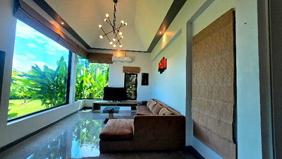 Houses for rent : For RENT High Privacy Pool Villa with 2 houses. 6 Mins from Rimping Meta Mall.