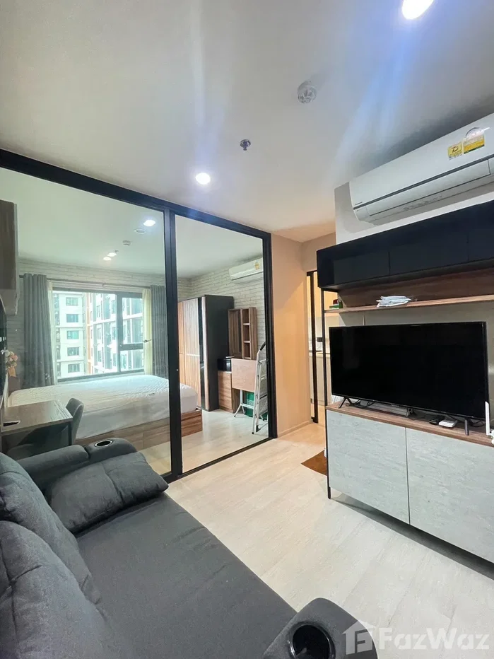 picture Modern Condo Near MRT Phetchaburi & Airport Rail Link 6902518 - 1/6