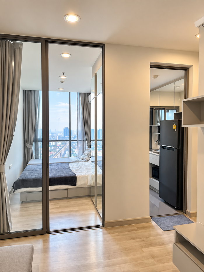 picture Niche Pride Taopoon Interchange 30th Floor Fully Furnished Room for Rent - 3/16
