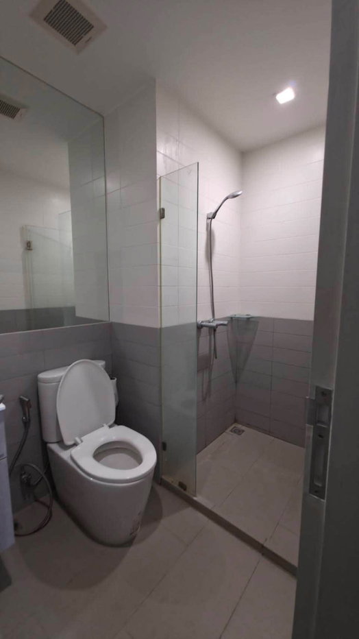 picture Condo for RENT: Ideo Mobi Rama 9  𝐒𝐢𝐳𝐞 : 31 sqm.  𝐓𝐲𝐩𝐞 : 1 Bedroom 1 Bathroom   𝐅𝐥𝐨𝐨𝐫 : 5th  Building: -  ✅Fully furnished - 8/8