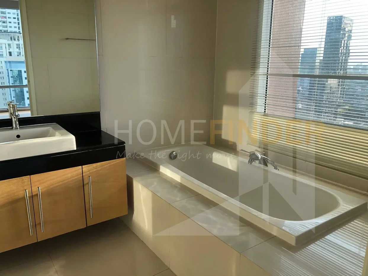 picture Fullerton, 3 Bedrooms – BTS Ekkamai, for rent - 6/7
