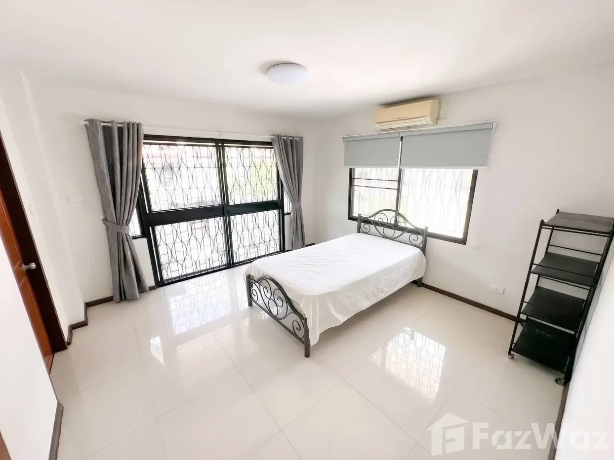picture 4 Storey 4BR 4.5BA Townhouse at Home Avenue Sukhumvit 101/1 6902814 - 17/19