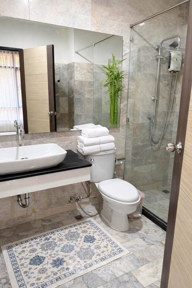 รูป ขายคอนโด 2 ห้องนอน ขนาด 116 ตร.ม. ที่ Nai Harn Beach Condominium (ID 3458255) - รูปที่ 8/9