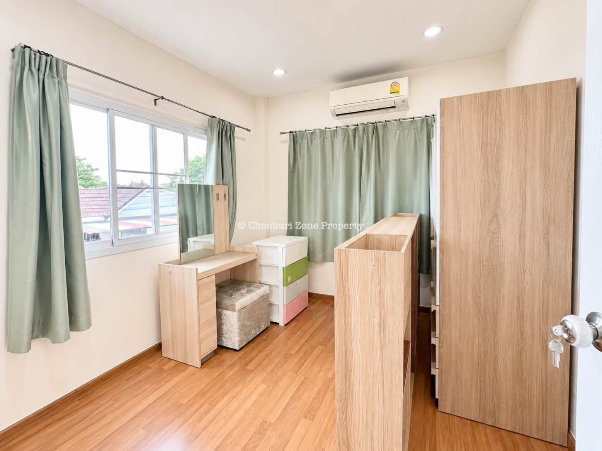รูป ขายบ้านเดี่ยวหลังมุม 4 ห้องนอน ม.เซ็นทรัลรีเจ้นท์ ศรีราชา - รูปที่ 26/26