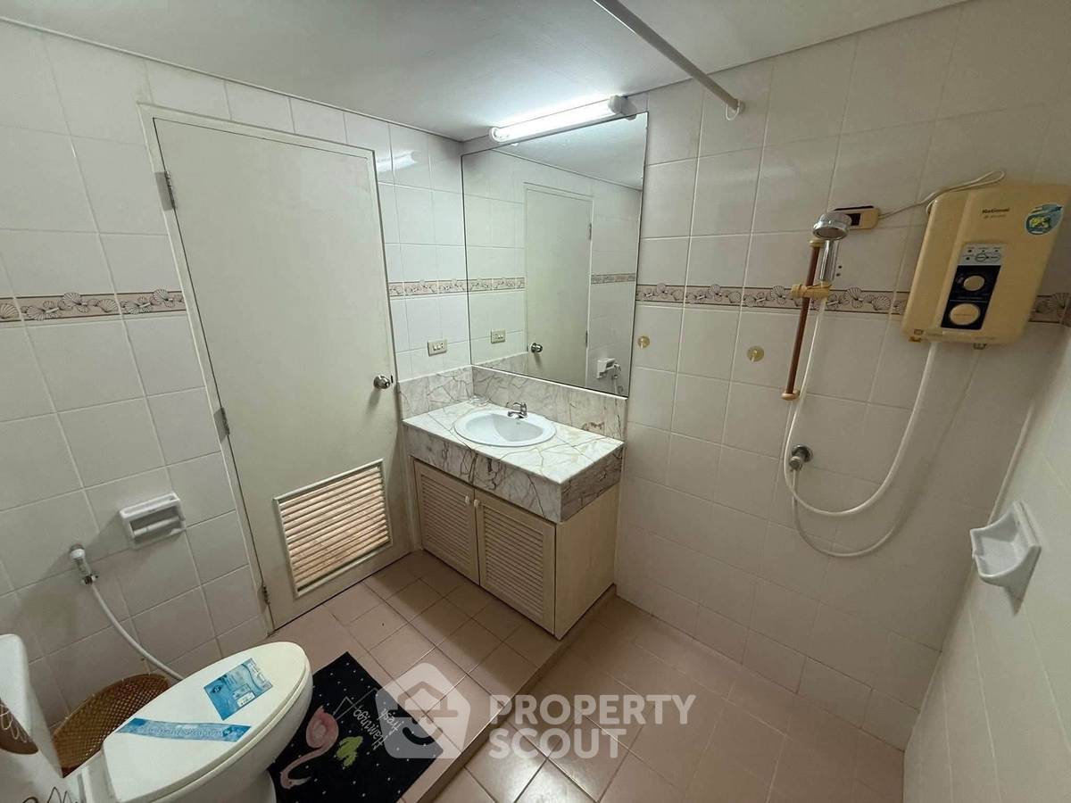 รูป คอนโด 4-ห้องนอน ที่ จอมเทียน ยอร์ช คลับ วัน ใกล้ เมืองพัทยา (ID 3463185) - รูปที่ 20/28