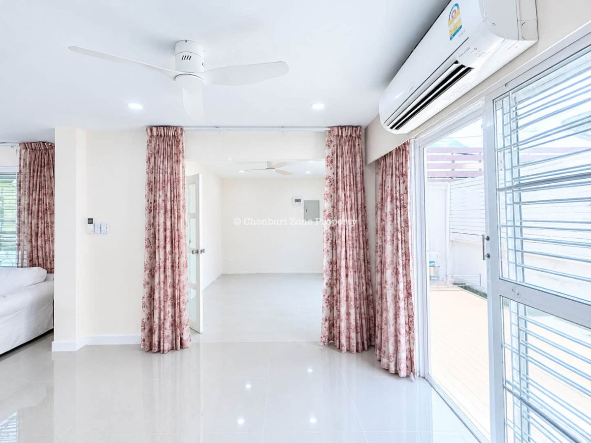 รูป ขายบ้านเดี่ยวหลังมุม 4 ห้องนอน ม.เซ็นทรัลรีเจ้นท์ ศรีราชา - รูปที่ 16/26