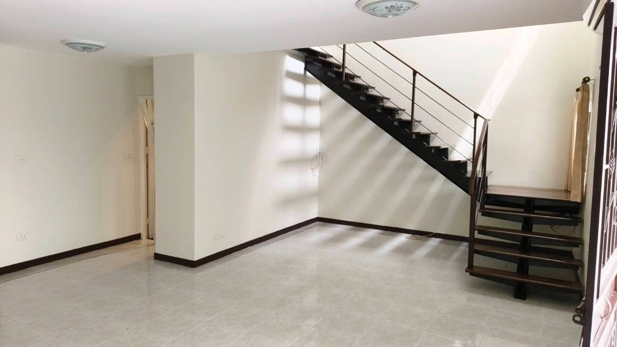 รูป 99218 - ขายอาคารชุด 2 ชั้นบนล่างราคาถูก โครงการ บางนาวิวซี (Bangna View C) ในหมู่บ้านโนเบิลปาร์ค บางพลี 4 นอน 3 น้ำ ใกล้สนามบินสุวรรณภูมิ - รูปที่ 8/9