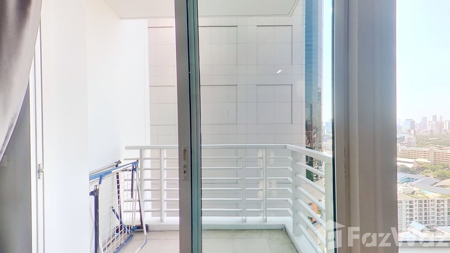 picture Luxury Living Awaits at Iconic Siri Residence 1075816 - 10/18