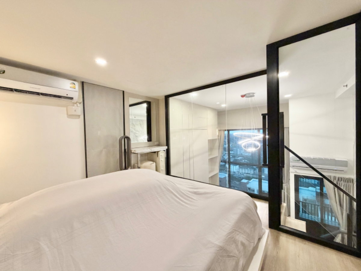 รูป ขาย The Rich พระราม 9 ศรีนครินทร์ ชั้น 29 ห้อง Duplex  ห้องมุม Built-in ตกแต่งจัดเต็ม พร้อมอยู่ ติดถนนศรีนครินทร์ - รูปที่ 15/23