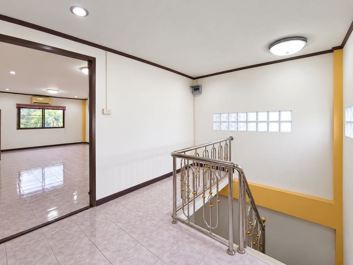 รูป ขายบ้านเดี่ยว วิชิตนคร 2 บางมด จอมทอง กรุงเทพฯ บ้านเดี่ยว 2 ชั้น 87 ตร.ว. พื้นที่ใช้สอย 240 ตร.ม. 4 ห้องนอน 2 ห้องน้ำ จอดรถ 2 คัน ราคา 5.49 ล้านบาท - รูปที่ 24/33