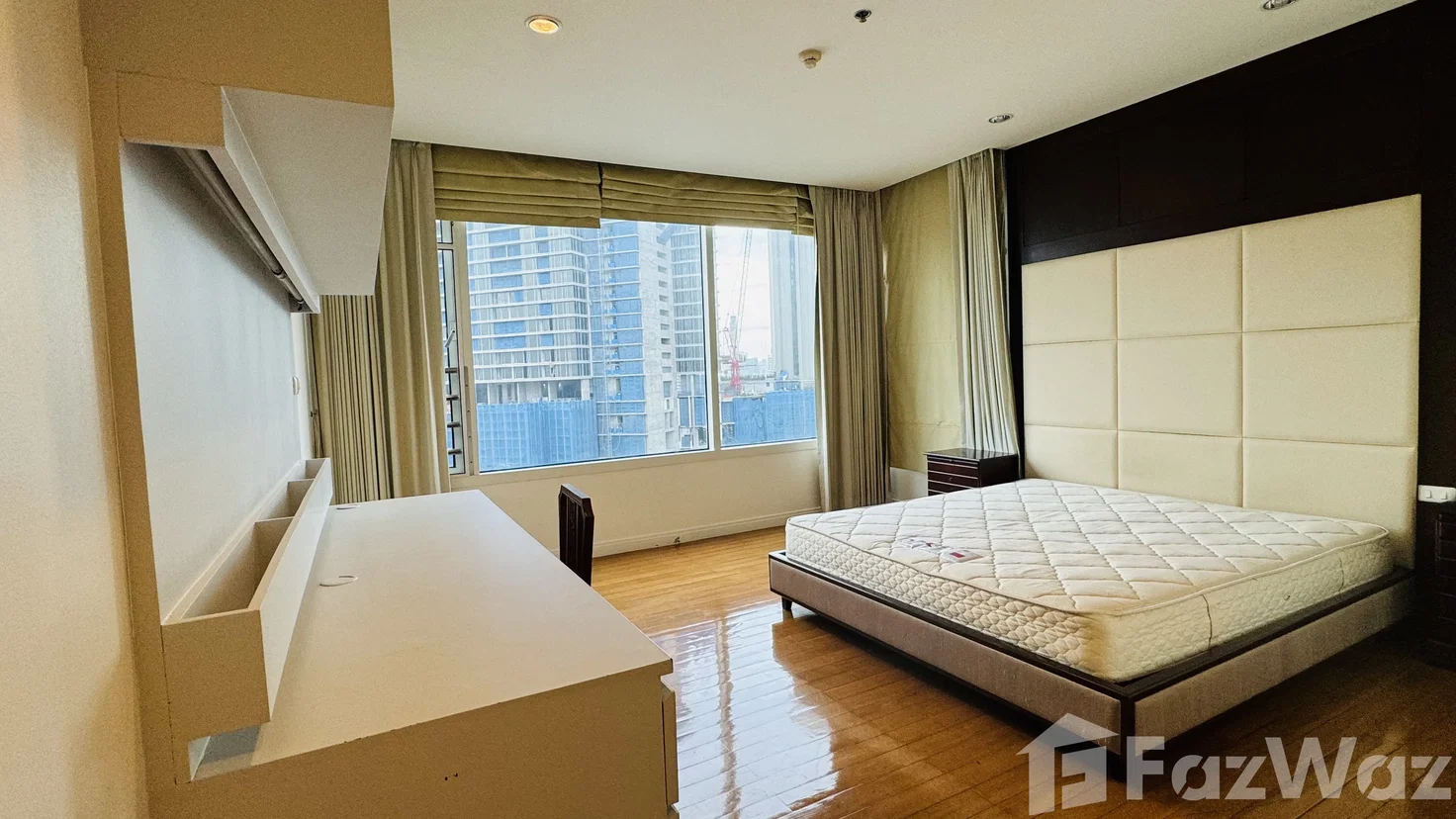 picture 3 Bedrooms for Rent at The Royal Saladaeng 1935732 - 12/27
