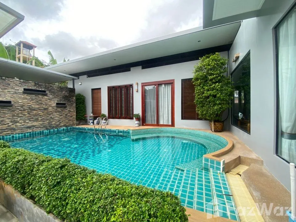 picture 3 Bedroom House for sale in Talat Nuea, Phuket 1969499 - 1/10