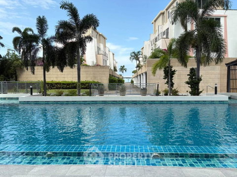 2-BR 106 Sqm For Sale At La Royale Beach Condo, Pattaya (ID 3463930)