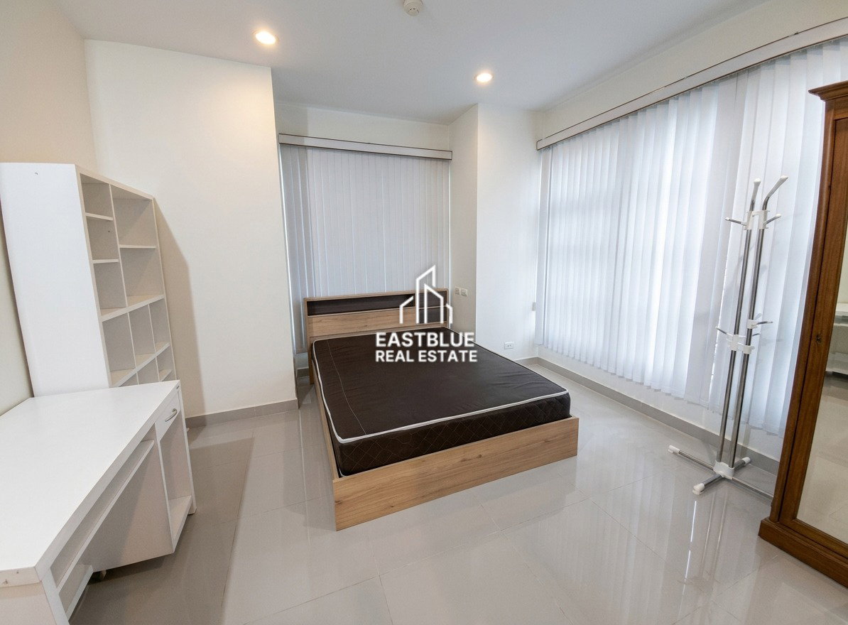picture For Rent: Baan Klang Krung Siam Pathumwan Condo 🏙️ Near BTS Ratchathewi, City View! - 7/10