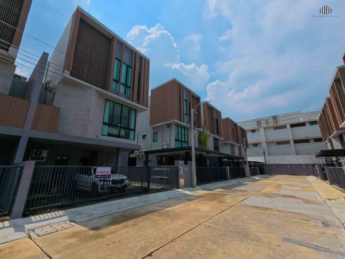 รูป ขายบ้านแฝด 3 ชั้น โครงการ ทวี เพชรเกษม กาญจนาภิเษก ใกล้ เดอะมอลล์บางแค MRT หลักสอง ทำเลดีมาก ตอบโจทย์ทุกคนในครอบครัว - รูปที่ 14/23