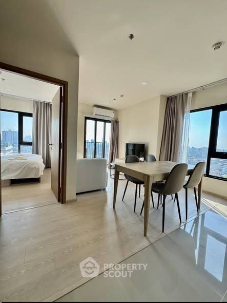 picture 2-BR Condo At FLO by Sansiri Near MRT Wat Mangkon (ID 3463340) - 2/6