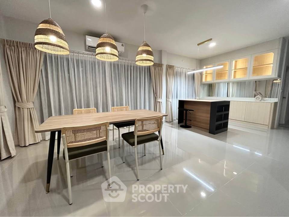รูป บ้าน 3 ห้องนอน 162 ตร.ม. ในโครงการ Grande Pleno Sukhumvit - Bangna (ID 3465176) - รูปที่ 5/11
