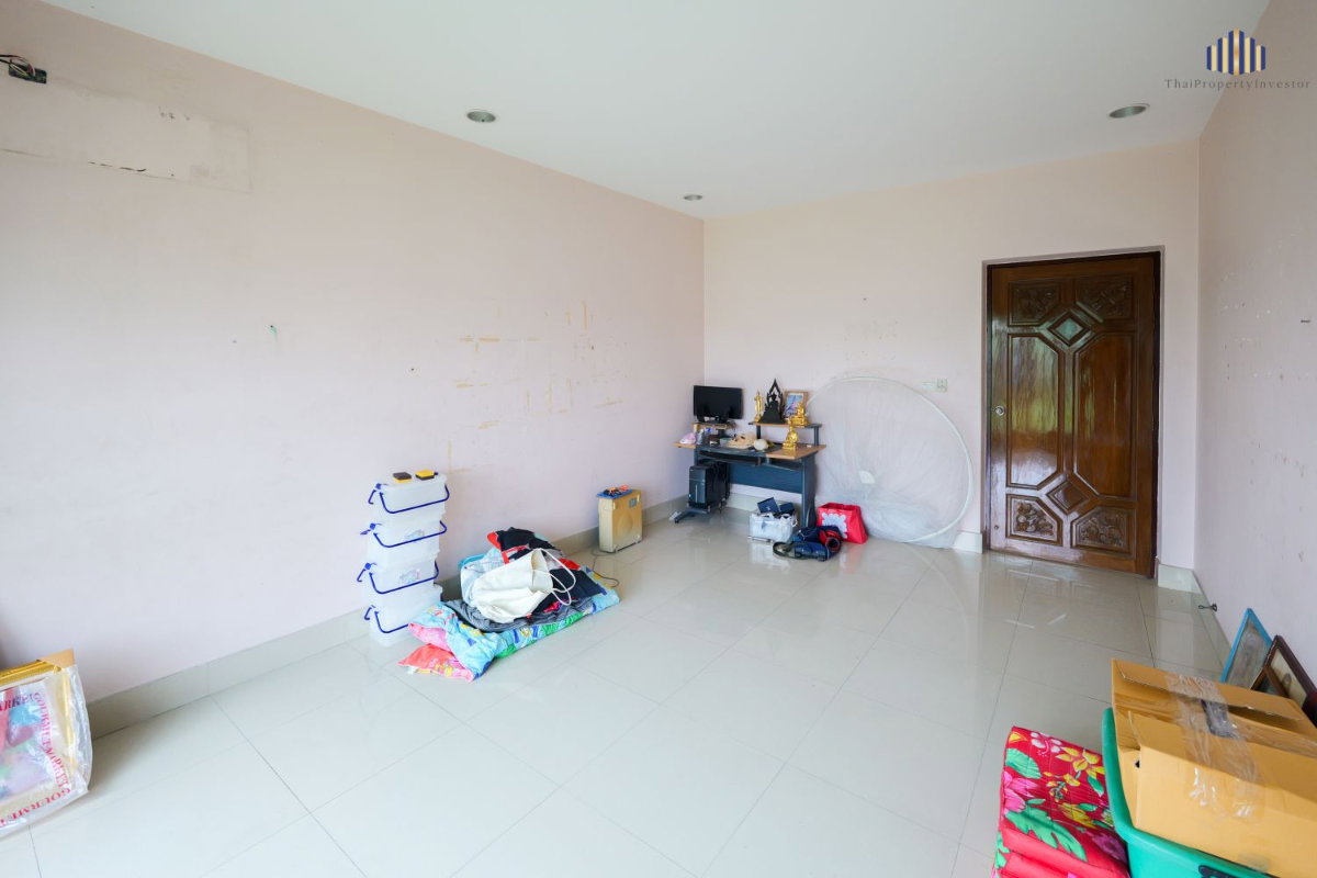 รูป ขายทาวน์เฮ้าส์ 2 ชั้นครึ่ง 3คูหา หมู่บ้านพระปิ่น2  พื้นที่ใช้สอยใหญ่มากๆ ใกล้พุทธมณฑลสาย 2 สาย3 ศาลาธรรมสพน์ บรมราชชนนี  - รูปที่ 22/26