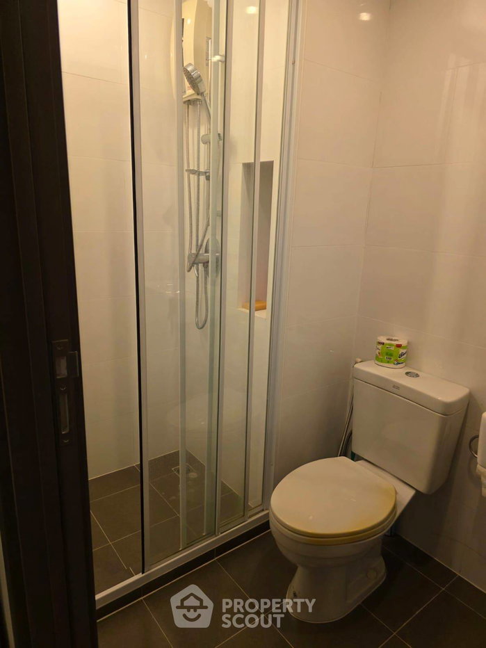 รูป ชั้น 16 ห้องนอน 1 ห้อง The Base Park East Sukhumvit 77 ใกล้ BTS อ่อนนุช (ID 2479222) - รูปที่ 9/10