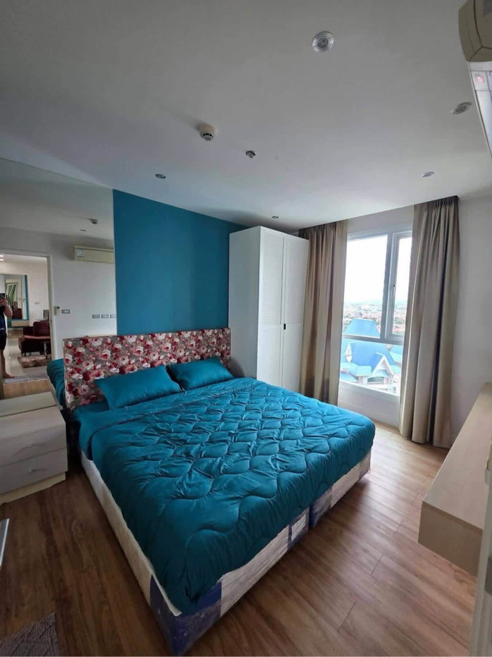 picture Condo for sale in Pattaya - Phra Tamnak Hill, pool view - 4/10