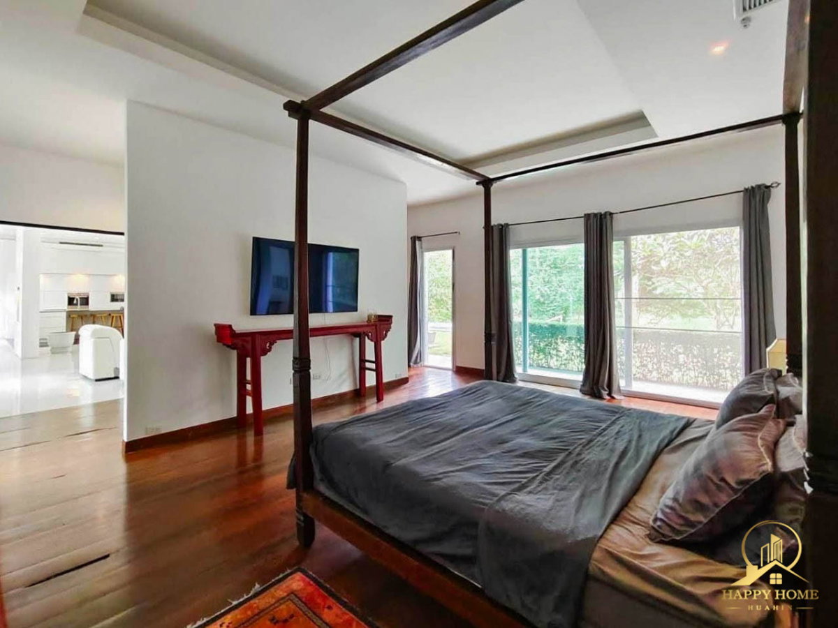 picture Balinese-Style Pool Villa for Sale in Palm Hill Golf Course | North Hua Hin - 29/35