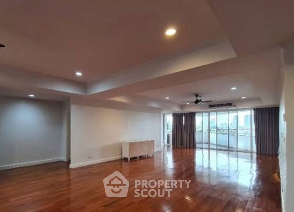 picture 4-BR 300 Sqm At La Cascade Condominium Near BTS Ekkamai (ID 3463186) - 1/8