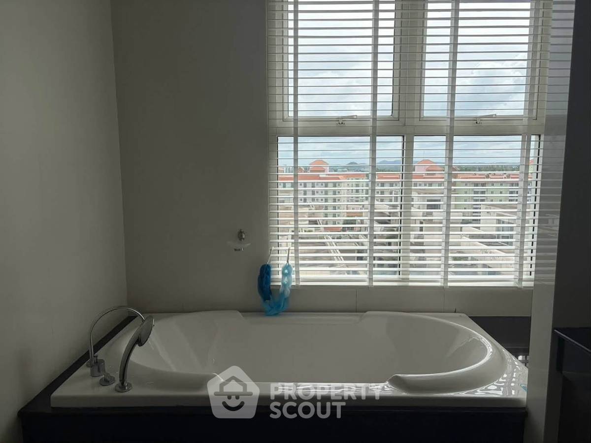 รูป คอนโด 2 ห้องนอน ขนาด 106 ตารางเมตร ขายที่ La Royale Beach Condo พัทยา (ID 3463930) - รูปที่ 7/14