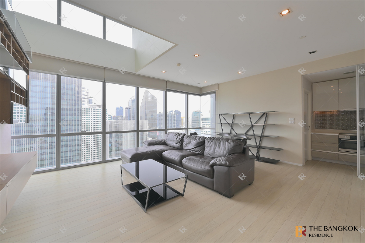 picture The Room Sukhumvit 21 Looking for an owner for this special unit - 6/10