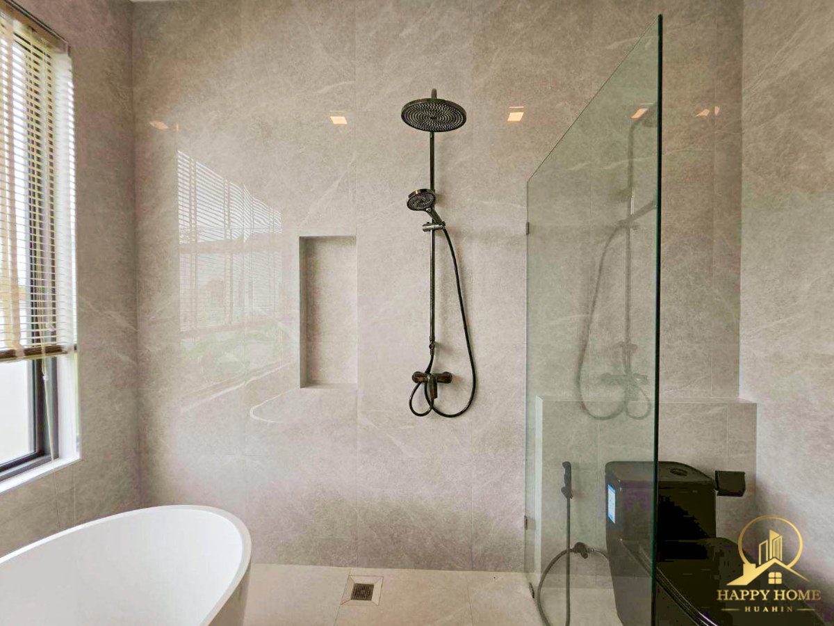 picture Luxury Pool Villa for Sale in Black Mountain, Hua Hin - 27/49