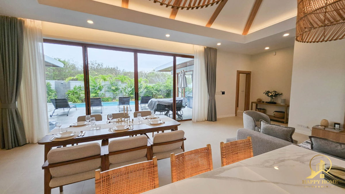 picture Luxury Pool Villa for Sale In La Felice 2 | Hua Hin Soi 112 - 44/47
