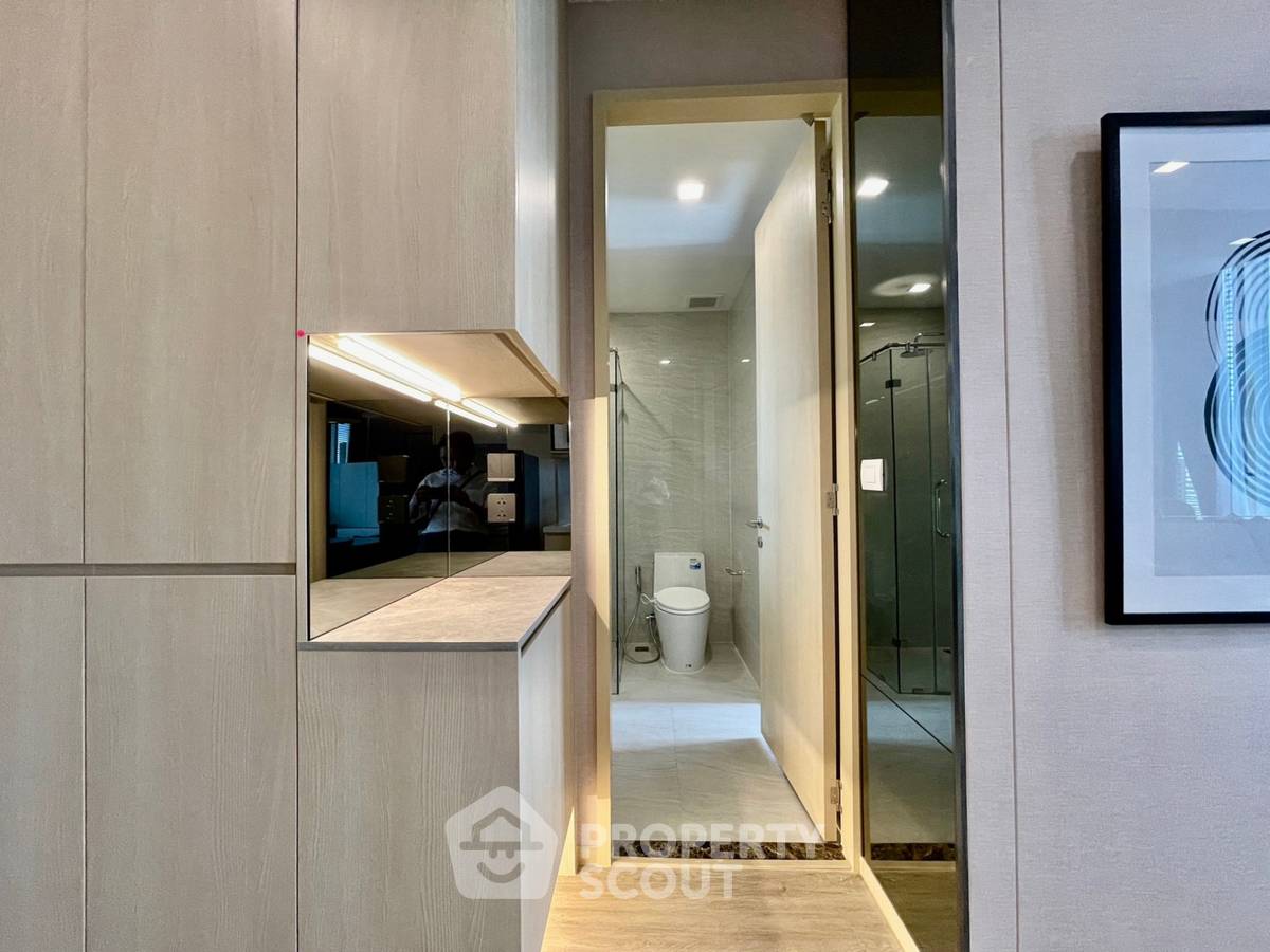 picture 19th-Floor 1-BR Condo For Sale At Noble State 39 Near BTS Phrom Phong (ID 3466289) - 9/12
