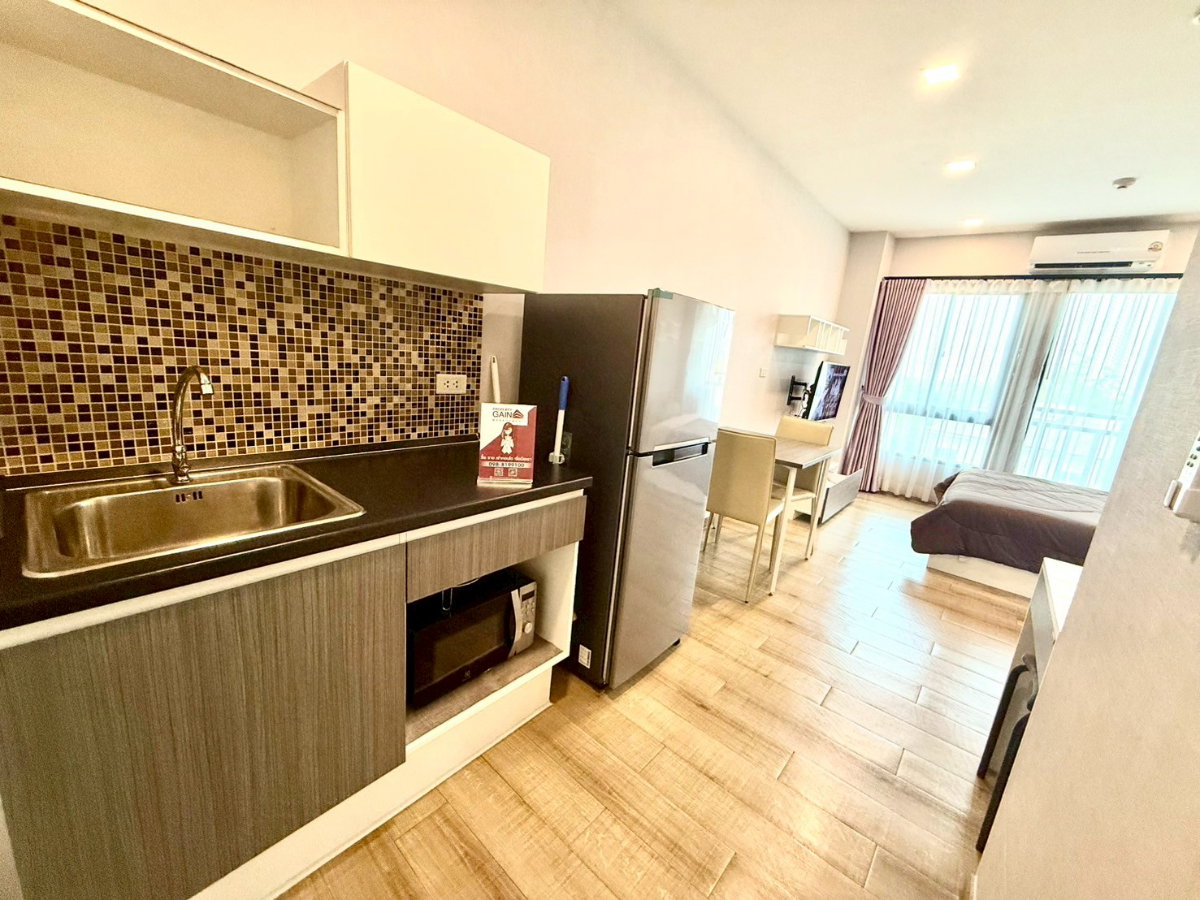 picture 7,500/month ðĨ ðĐ Beautiful unit at a great priceâincludes a washing machine! Studio, Madrid Building, 5th floor. Available for viewing now! ðĄ - 10/22
